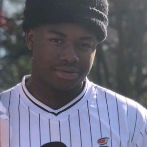 Meet your Posher, Brodrickas